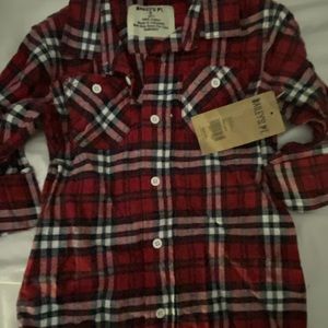Boys nwt size small flannel shirt